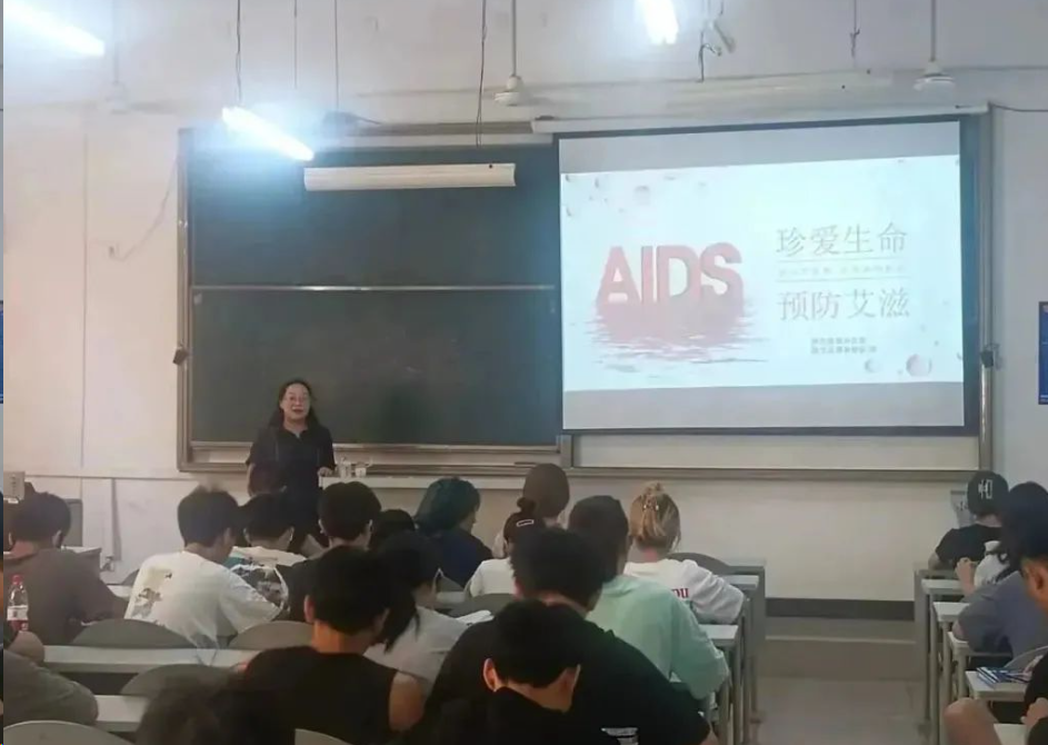 1702558256244064210.png